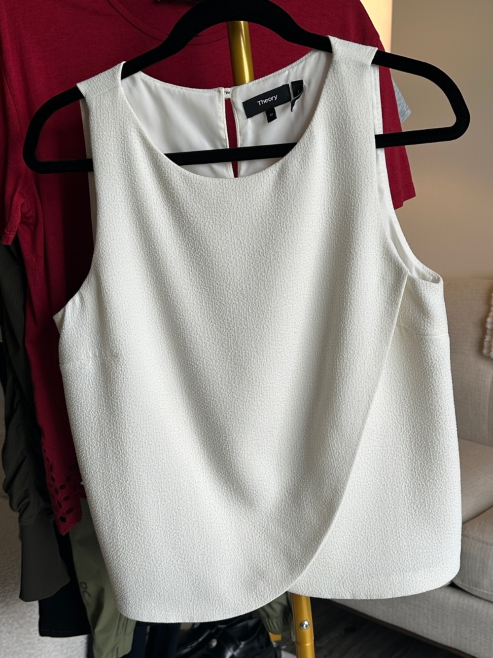 Theory Cream Textured Sleeveless Shell Top size M